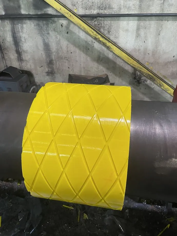 Diamond-cut urethane roll cover