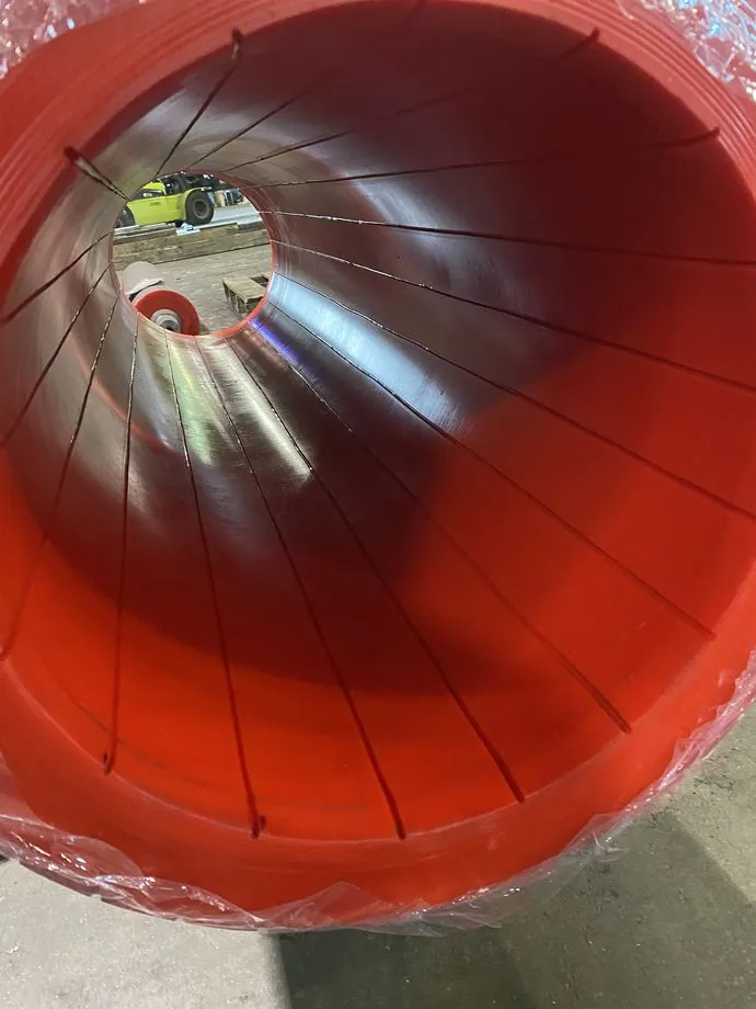 Large-diameter cast urethane sleeve